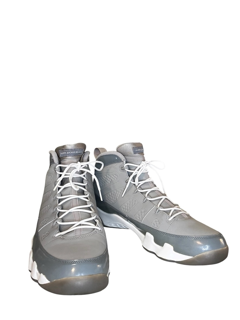 Nike Air Jordan 9 Retro in the "Cool Grey"
302370-015 - Picture 3 of 16